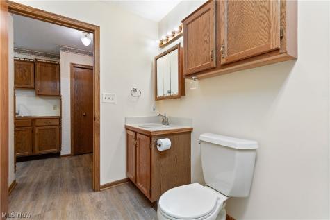 1529 Rhine River Road NW Uniontown OH 44685