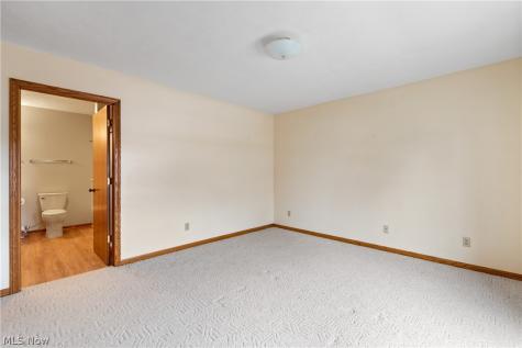 1529 Rhine River Road NW Uniontown OH 44685