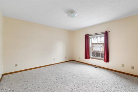 1529 Rhine River Road NW Uniontown OH 44685