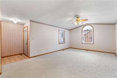 1529 Rhine River Road NW Uniontown OH 44685