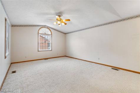 1529 Rhine River Road NW Uniontown OH 44685