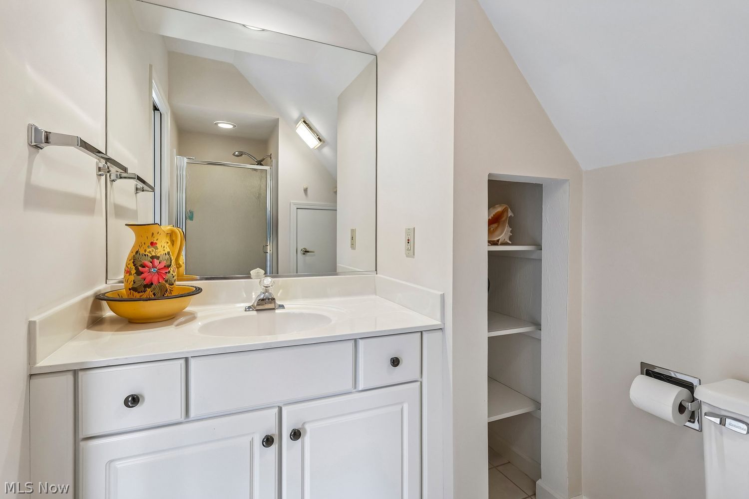 995 Goldenrod Trail Aurora OH 44202
