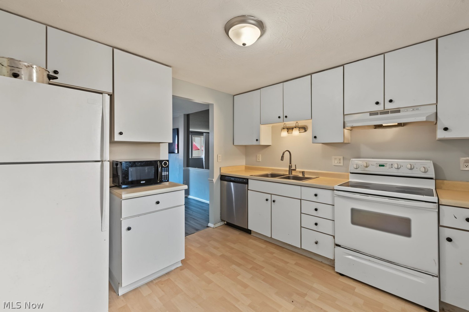 934 Hampton Ridge Drive Akron OH 44313