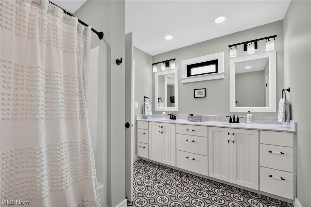5415 Walls Channel Drive Port Clinton OH 43452