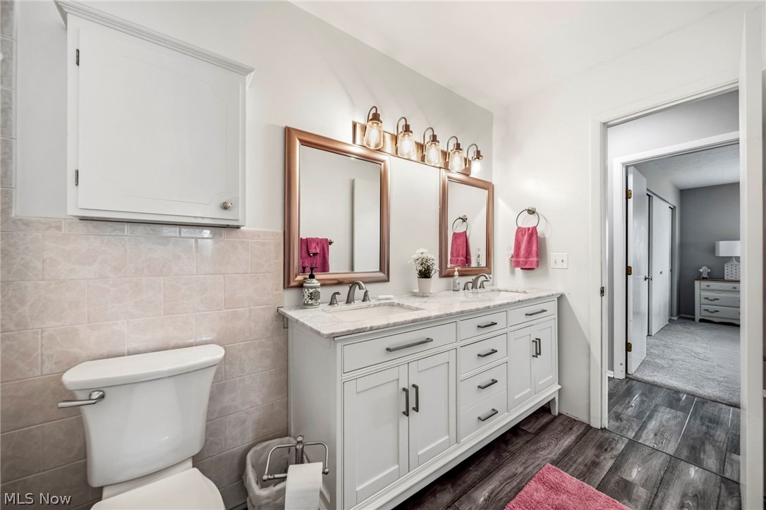 2 Meadowlawn Drive Mentor OH 44060