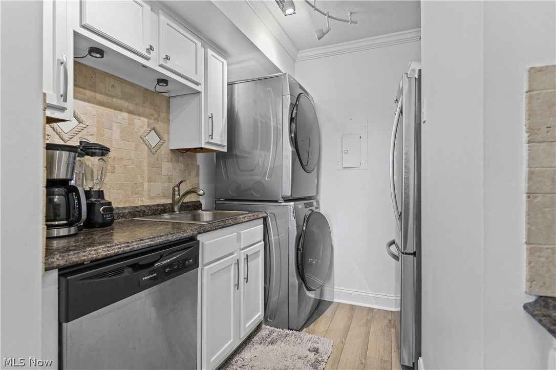 2436 Island Drive Uniontown OH 44685