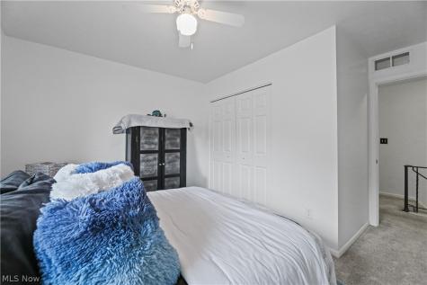 2436 Island Drive Uniontown OH 44685