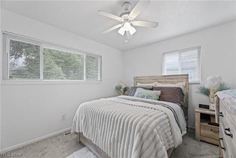 2436 Island Drive Uniontown OH 44685