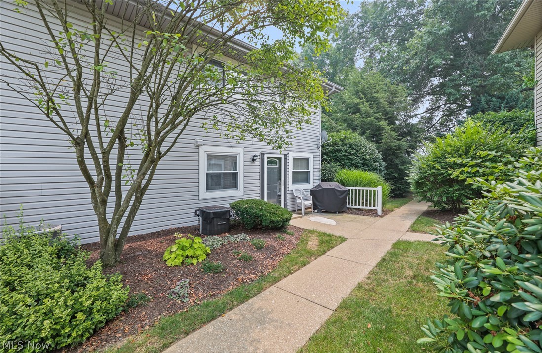 2436 Island Drive Uniontown OH 44685