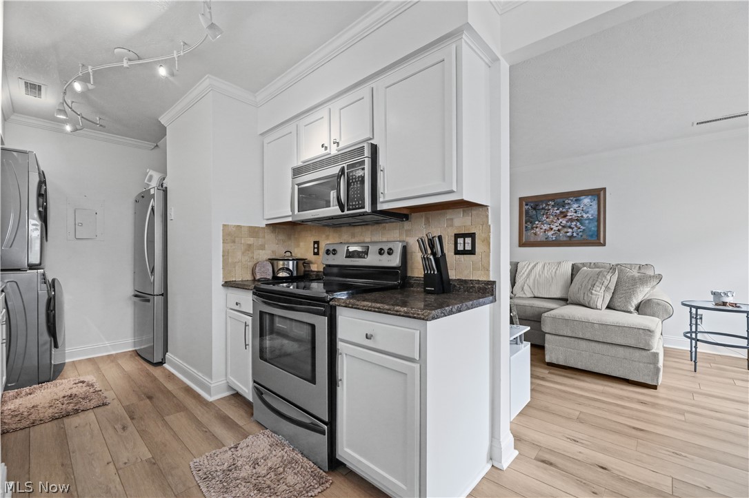 2436 Island Drive Uniontown OH 44685