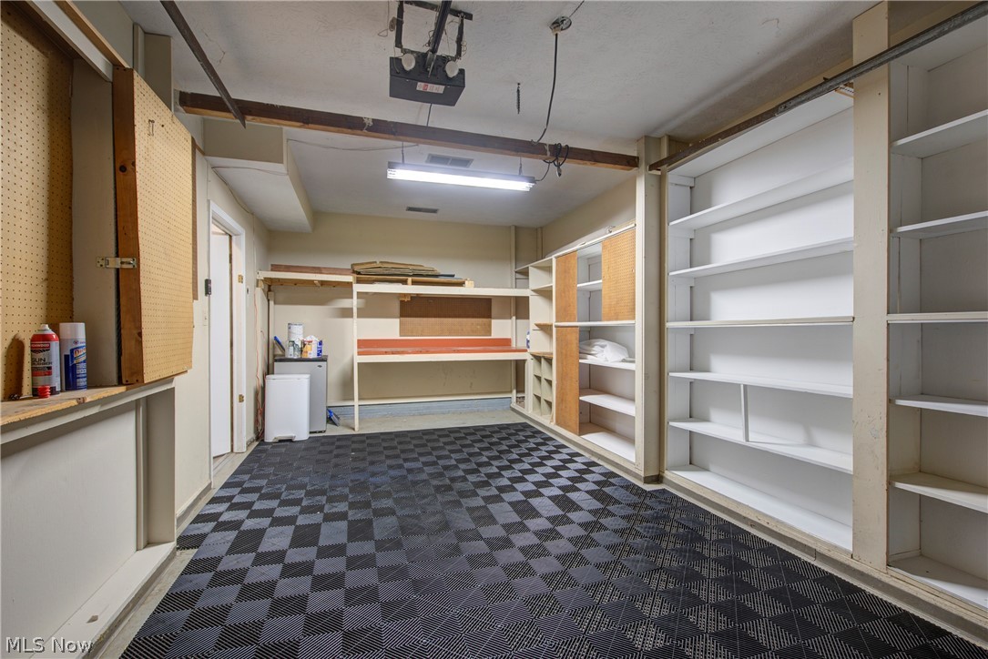 8733 Fox Rest Drive Brecksville OH 44141