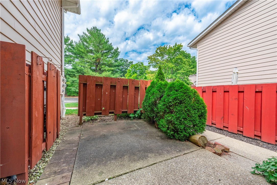 8733 Fox Rest Drive Brecksville OH 44141