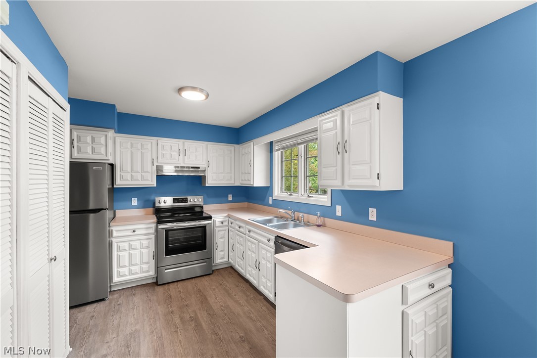 8733 Fox Rest Drive Brecksville OH 44141