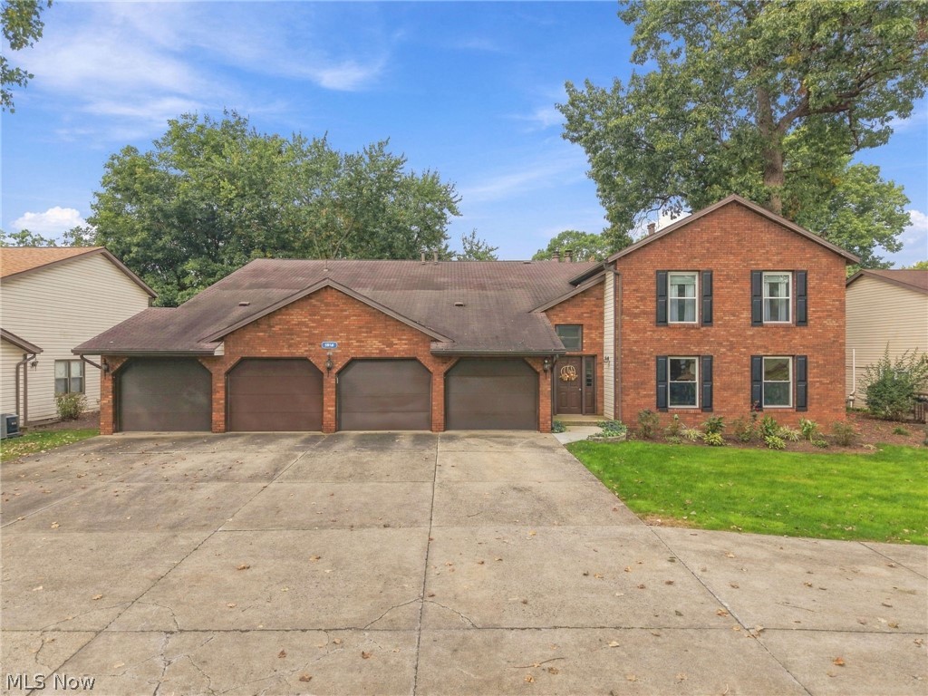 1818 Harbour Circle NW Canton OH 44708