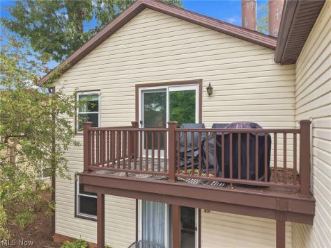 1818 Harbour Circle NW Canton OH 44708