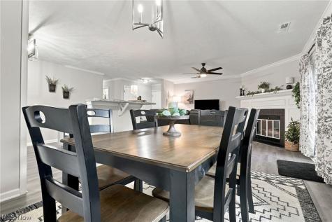 1818 Harbour Circle NW Canton OH 44708