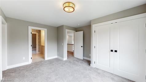 S/l 2 Trentstone Circle Aurora OH 44202