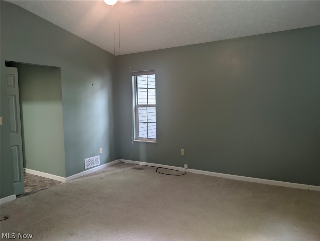 3352 Brookside Lane Cuyahoga Falls OH 44223
