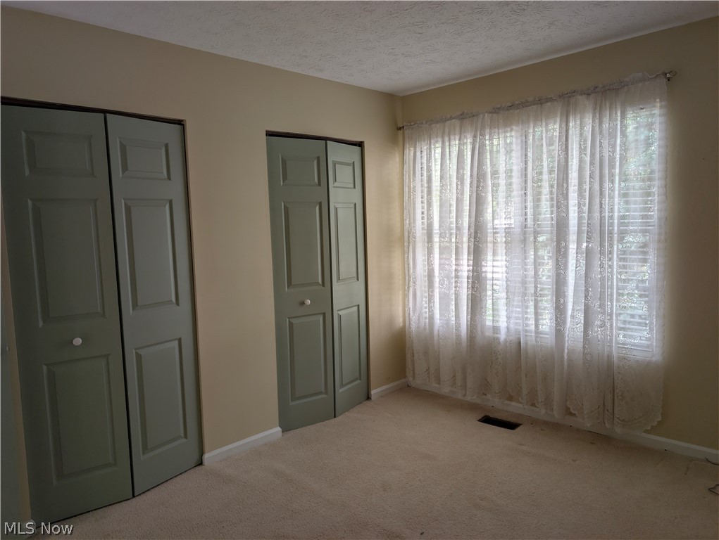 3352 Brookside Lane Cuyahoga Falls OH 44223