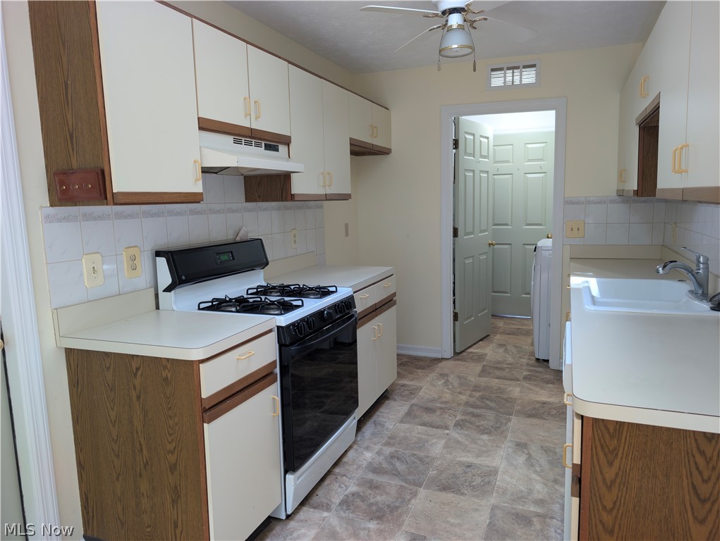 3352 Brookside Lane Cuyahoga Falls OH 44223