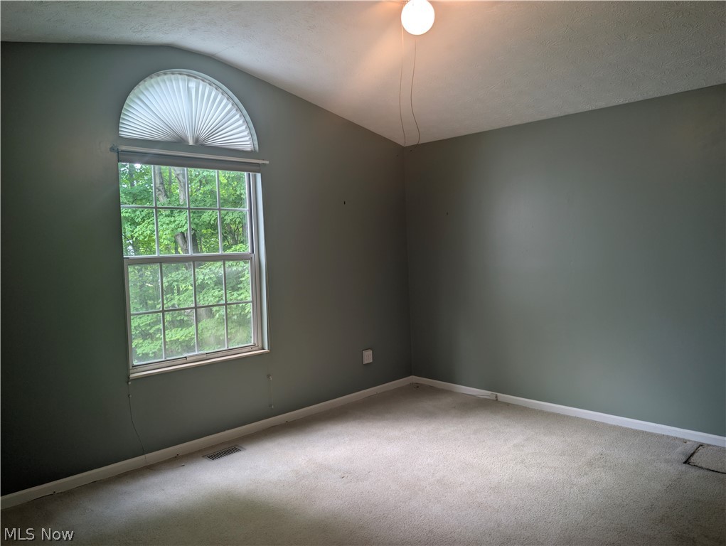 3352 Brookside Lane Cuyahoga Falls OH 44223