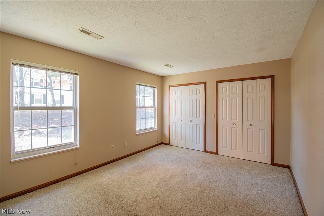 5008 Pine Point Stow OH 44224