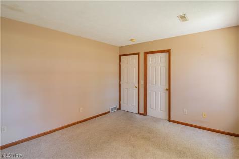 5008 Pine Point Stow OH 44224