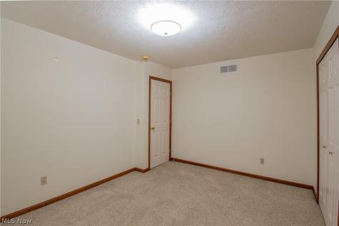 5008 Pine Point Stow OH 44224
