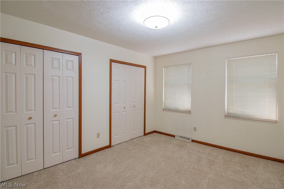 5008 Pine Point Stow OH 44224
