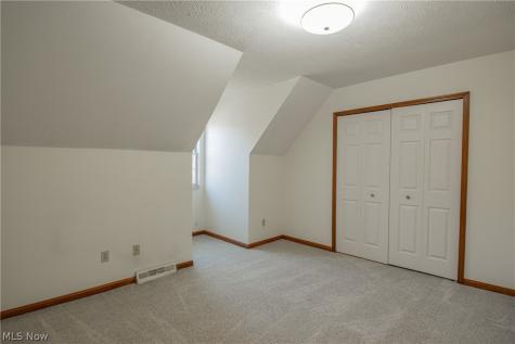 5008 Pine Point Stow OH 44224
