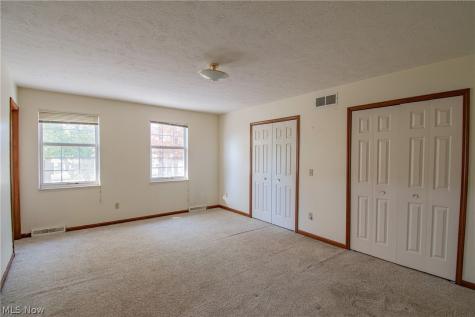 5008 Pine Point Stow OH 44224