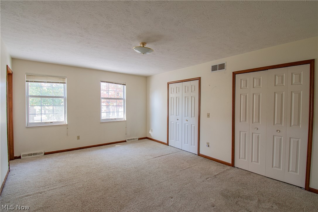 5008 Pine Point Stow OH 44224