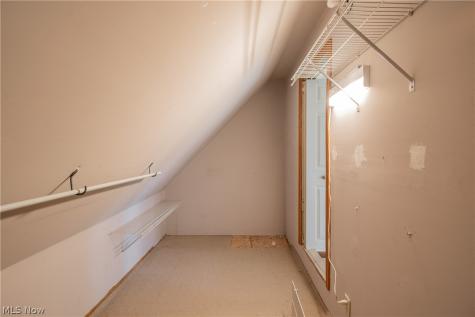 5008 Pine Point Stow OH 44224