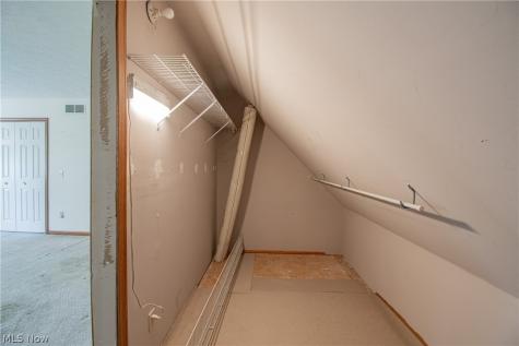 5008 Pine Point Stow OH 44224