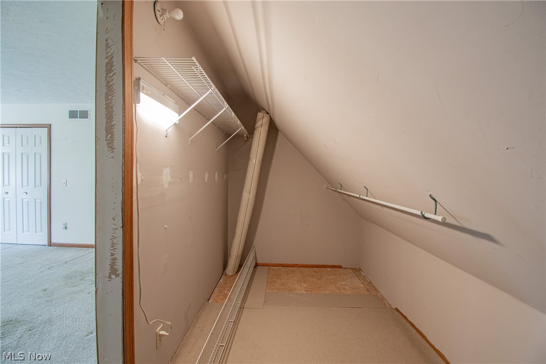 5008 Pine Point Stow OH 44224