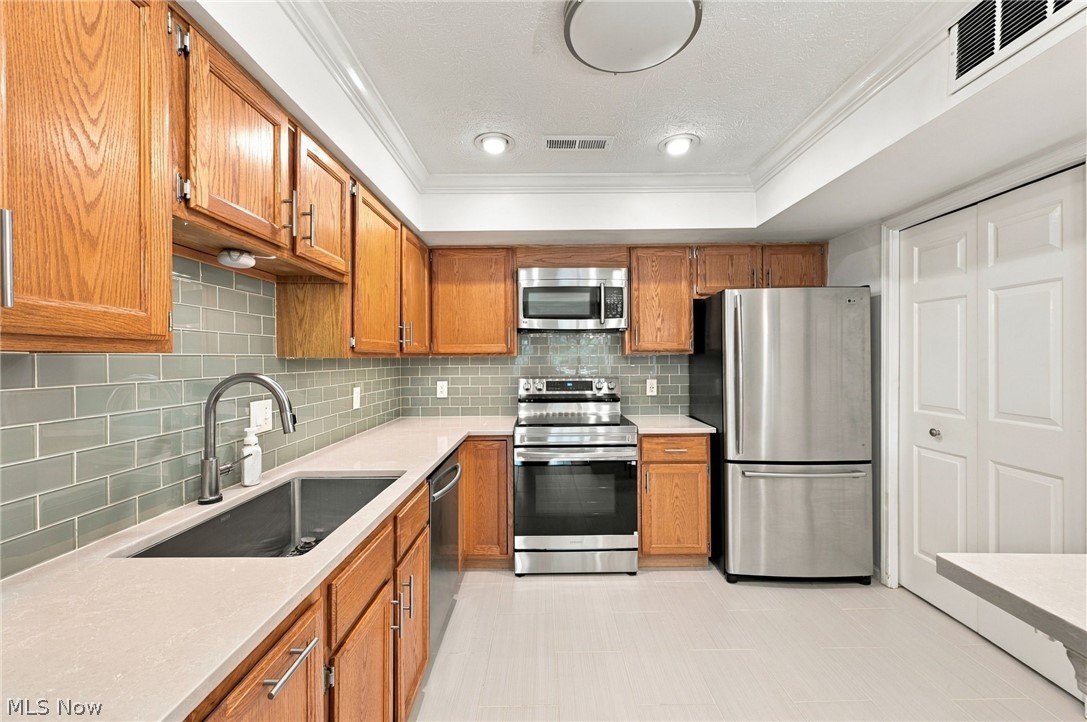 1448 Cedarwood Drive Westlake OH 44145