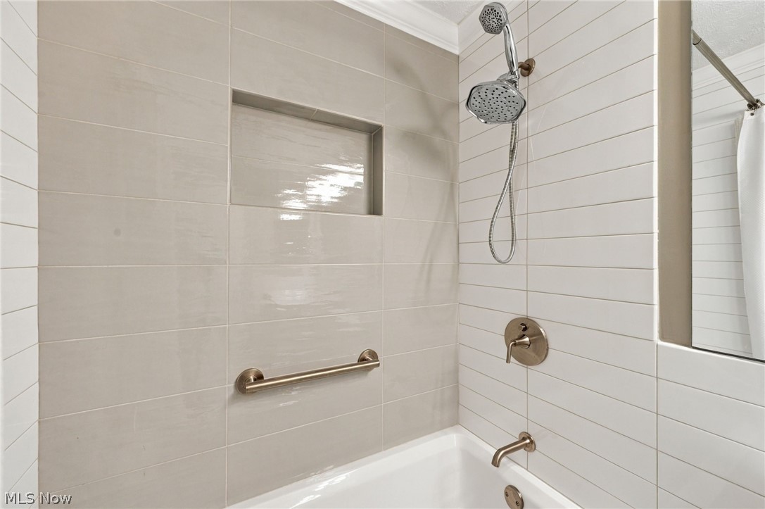 1448 Cedarwood Drive Westlake OH 44145