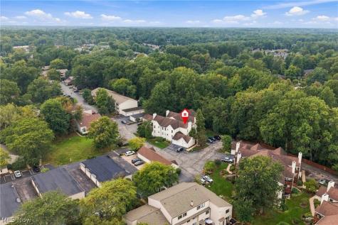 1448 Cedarwood Drive Westlake OH 44145
