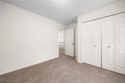 953 Longitude Lane Amherst OH 44001