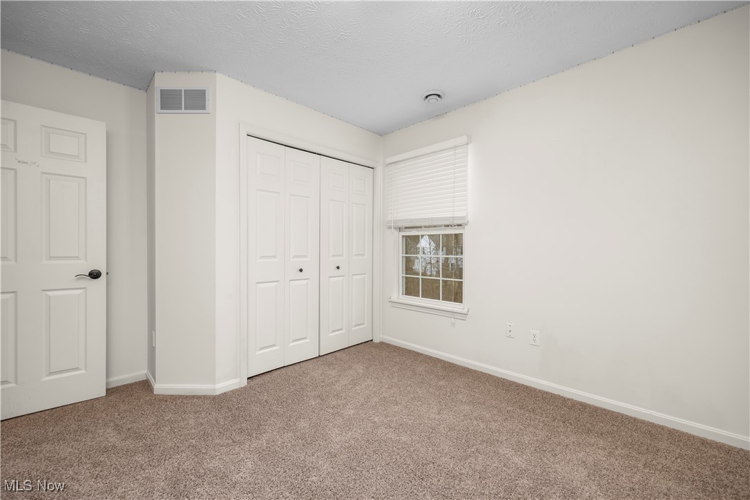 953 Longitude Lane Amherst OH 44001