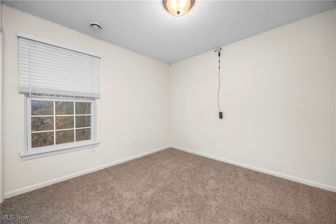 953 Longitude Lane Amherst OH 44001