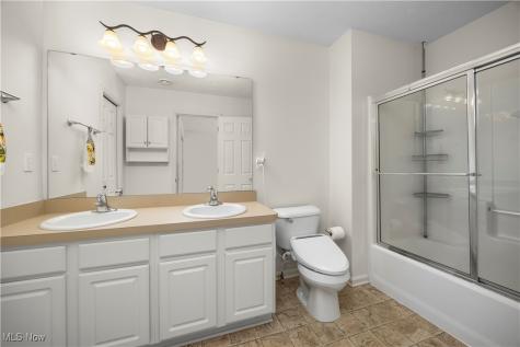 953 Longitude Lane Amherst OH 44001