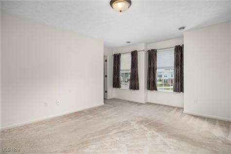 953 Longitude Lane Amherst OH 44001