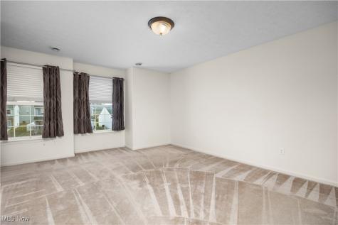 953 Longitude Lane Amherst OH 44001