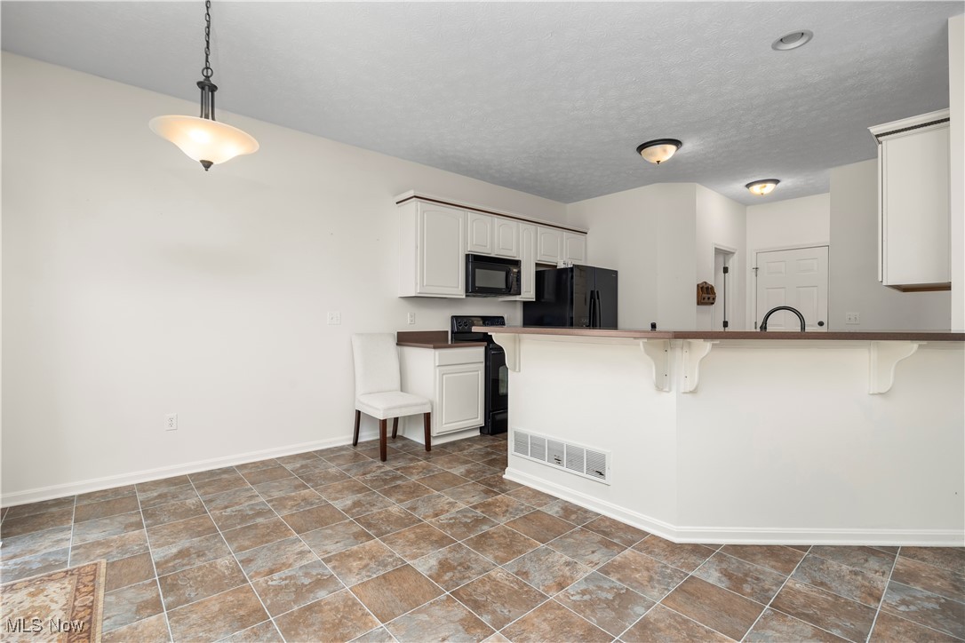 953 Longitude Lane Amherst OH 44001