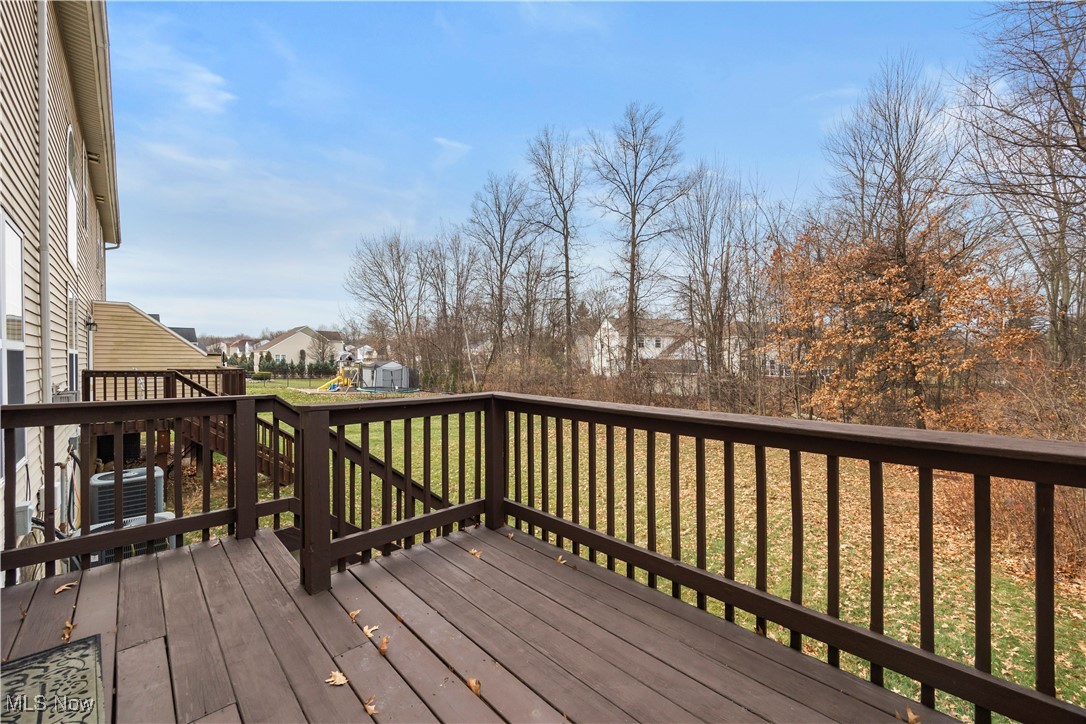 953 Longitude Lane Amherst OH 44001