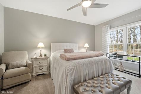 469 Eagle Trace Mayfield Heights OH 44124