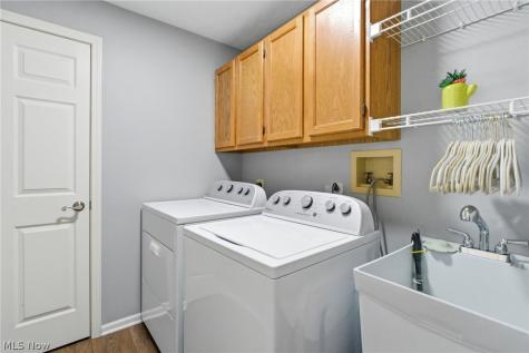 469 Eagle Trace Mayfield Heights OH 44124
