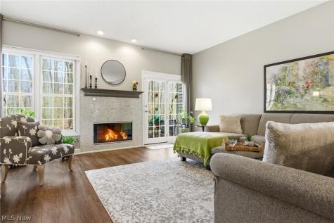 469 Eagle Trace Mayfield Heights OH 44124