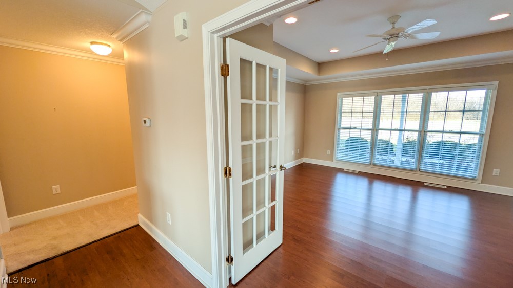 709 N Vineyard Circle Port Clinton OH 43452